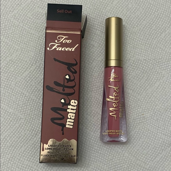 Too faced liquid matte 5 lipstick combo - Picture 9 of 10